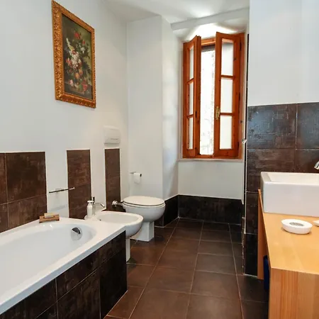 Borgo Medievale شقة
